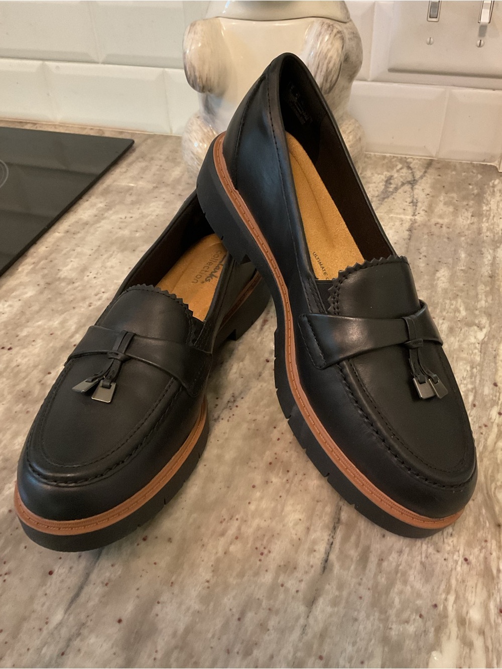 NWOT Clarks black leather loafer Westlynn Bella